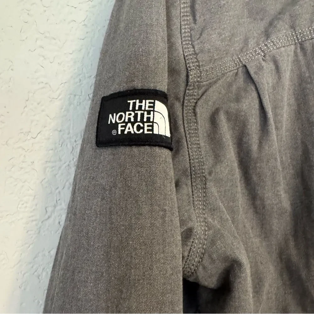The North Face Gray Heavy Sherpa Lined Campshire Shirt Jacket